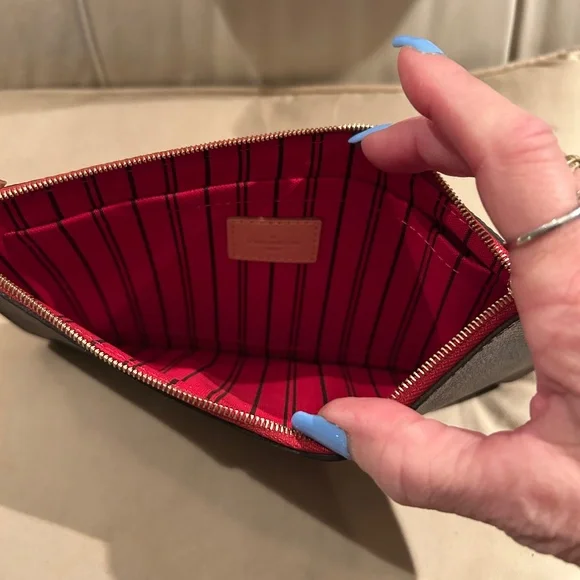 Superb pristine BRAND NEW Pochette GM RARE Cerise interior π - Picture 15 of 15